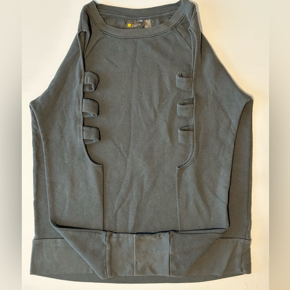 ZELLA Gray Sweater Size Medium